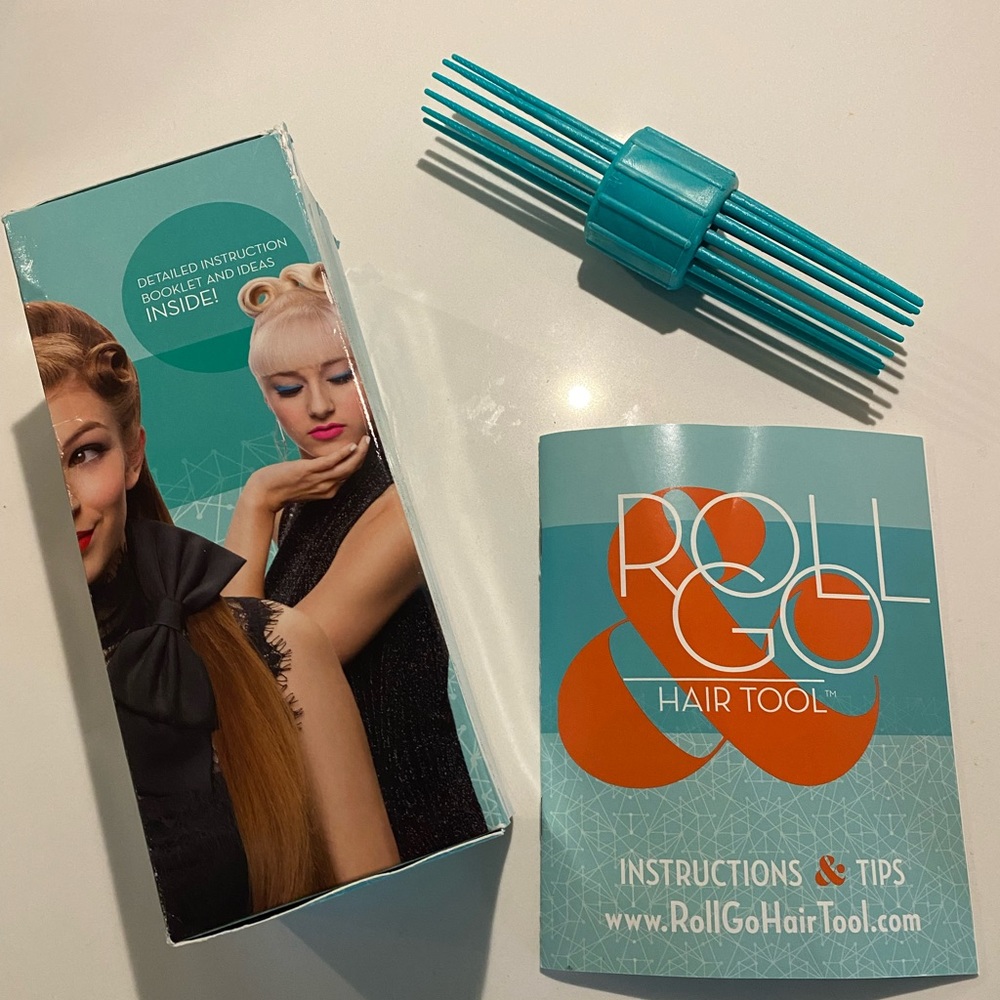 ❤️4 for $30 Victory Roll Pinup Hair Tool